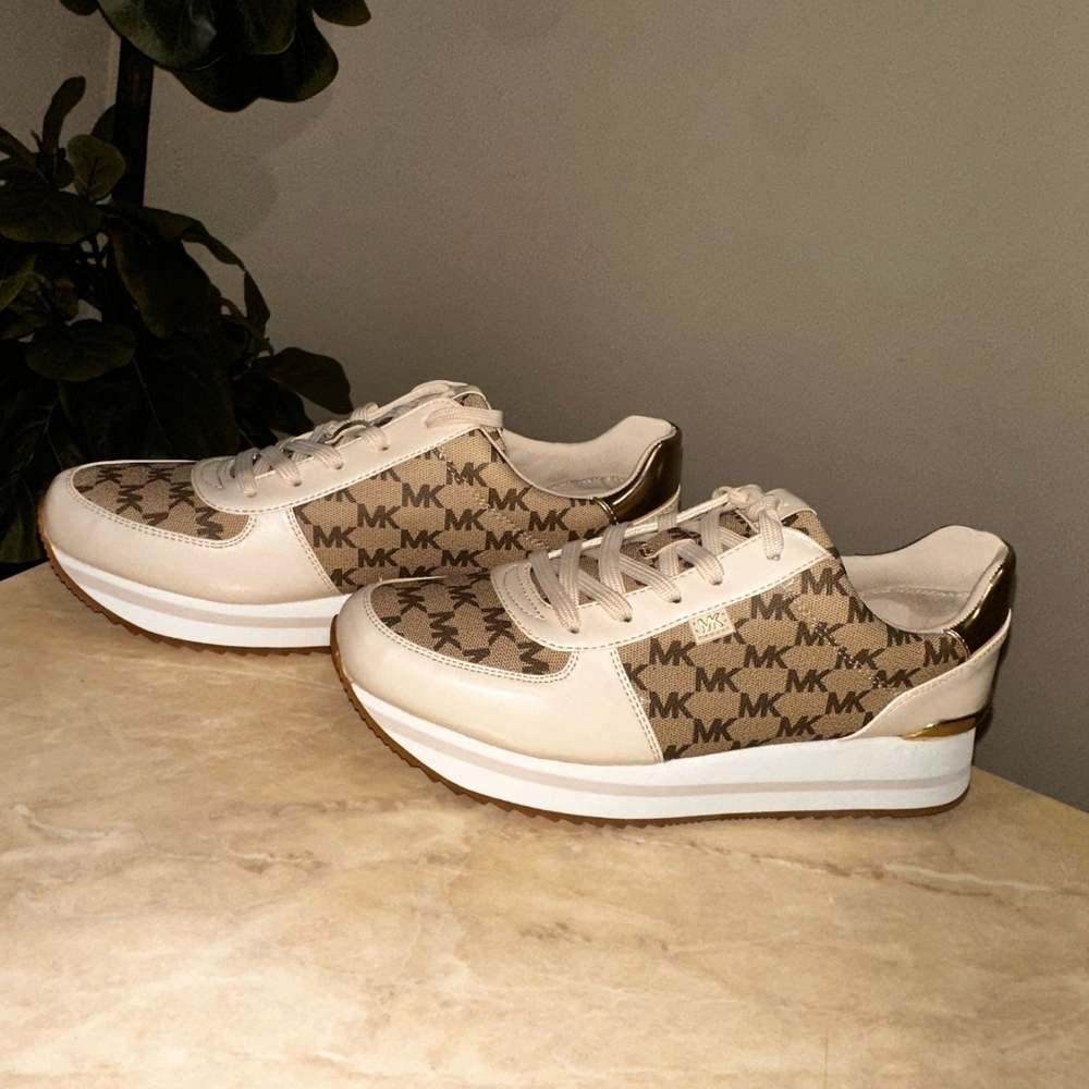 Michael Kors  MONIQUE Trainer Sneakers Size 11 - Picture 2 of 6